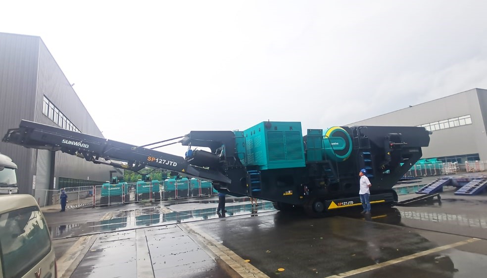Гусеничная щековая дробильная установка SUNWARD SP127JTD