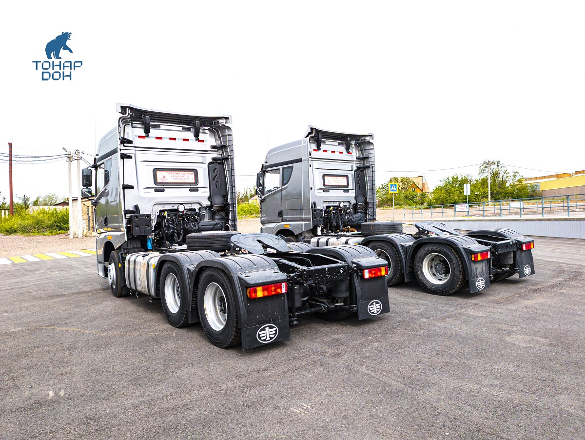 СЕДЕЛЬНЫЙ ТЯГАЧ FAW ORYX 6×4