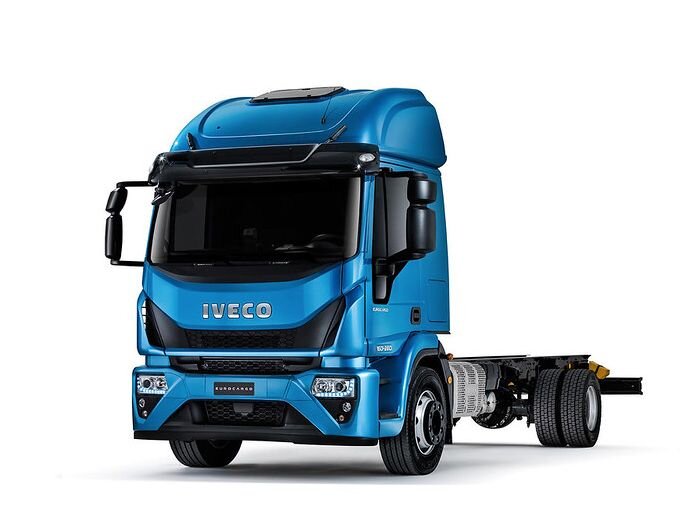 Тягач IVECO EuroCargo 4x2 в лизинг