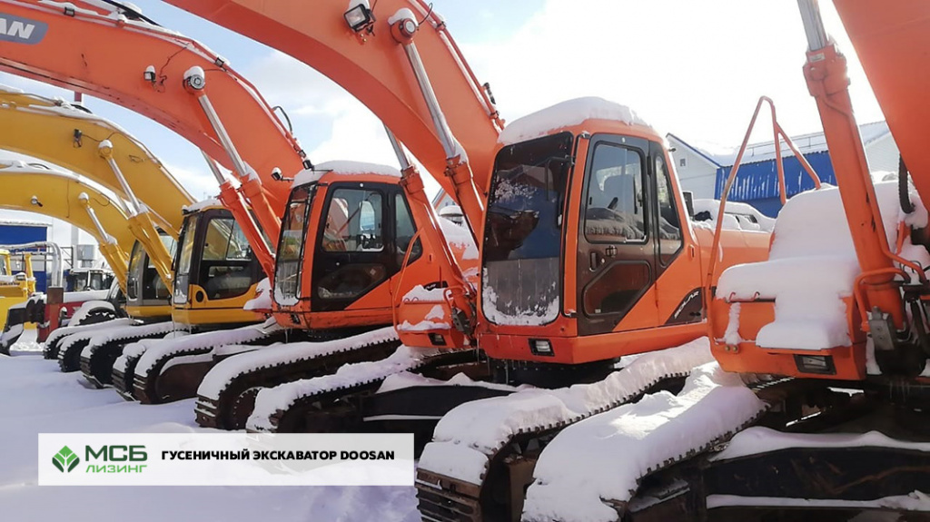 3. Гусеничный экскаватор Doosan.jpeg