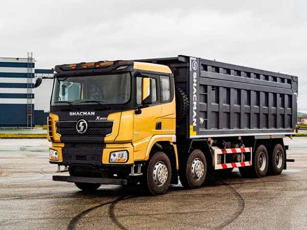 SHACMAN является надежным и экономически эффективным грузовым автомобилем 