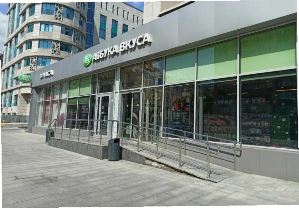 Street Retail у метро «Баррикадная»